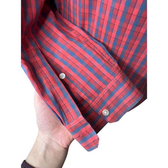 TOAD  & CO Insect Shield Long Sleeve Button Up Red Plaid - Picture 5 of 6
